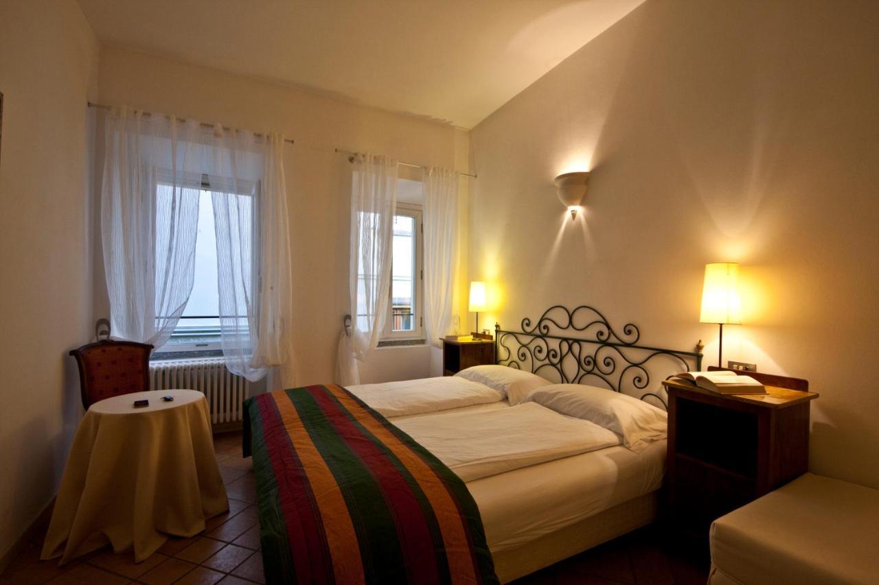 Albergo Milano วาเรนนา ห้อง รูปภาพ